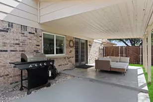 2604 Fallcreek Dr, Carrollton, TX 75006 - Photo 30