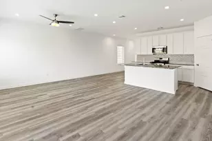 941 Jefferson Wy, Sherman, TX 75090 - Photo 2