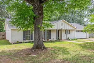 134 Park Dr, Longview, TX 75601 - Photo 1