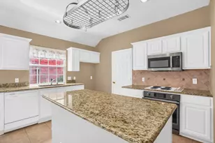 7900 Roaring Ridge Dr, Plano, TX 75025 - Photo 16