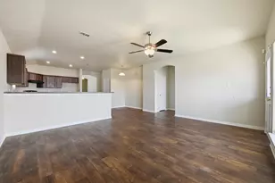 5105 Glen Eden Dr, Fort Worth, TX 76119 - Photo 8