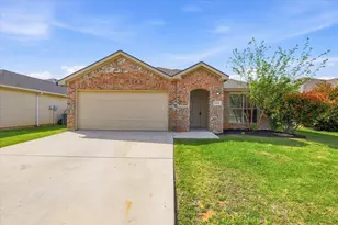 5105 Glen Eden Dr, Fort Worth, TX 76119 - Photo 1