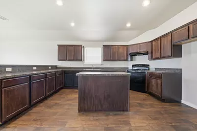 5105 Glen Eden Drive, Fort Worth, TX 76119 - Photo 10