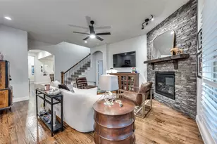 1913 Flora Ln, DeSoto, TX 75115 - Photo 10