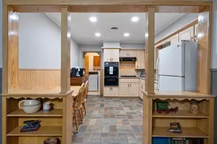 513 N 38th St, Corsicana, TX 75110 - Photo 4