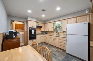 513 N 38th St, Corsicana, TX 75110 - Photo 6