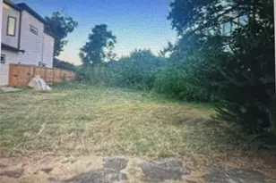 1940 Shaw St, Dallas, TX 75212 - Photo 1