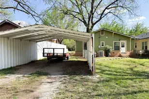 904 W 7th St, Cisco, TX 76437 - Photo 36