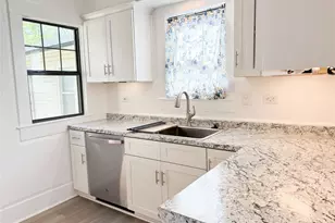 904 W 7th St, Cisco, TX 76437 - Photo 16