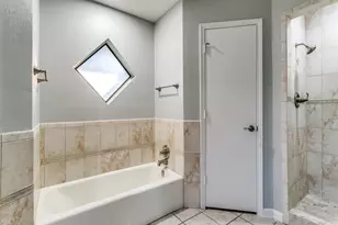 2949 Tumbleweed Trail, Grapevine, TX 76051 - Photo 20