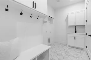 3906 Harlingen St, Dallas, TX 75212 - Photo 4