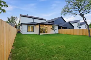 3906 Harlingen St, Dallas, TX 75212 - Photo 24