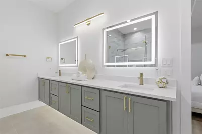 3906 Harlingen Street, Dallas, TX 75212 - Photo 14