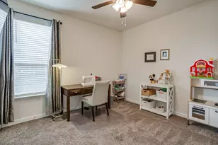 1108 Dublin Dr, Cleburne, TX 76033 - Photo 32