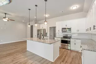 218 Skiff Dr, Gun Barrel City, TX 75156 - Photo 10