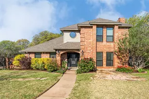 4802 Willow Bend Dr, Arlington, TX 76017 - Photo 2