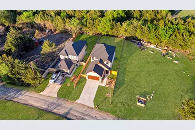 232 Hilltop Drive, Ennis, TX 75119 - Photo 32