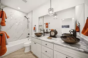 232 Hilltop Dr, Ennis, TX 75119 - Photo 8