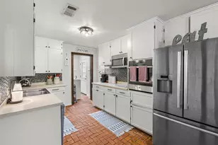 602 Colonial Dr, Athens, TX 75751 - Photo 24