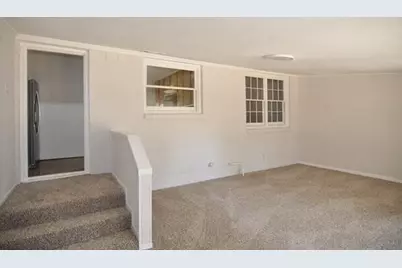 402 E Carolyn Drive, Garland, TX 75041 - Photo 10