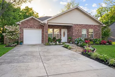 4112 Roberts Street, Greenville, TX 75401 - Photo 2