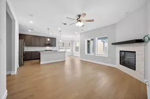 1812 Valencia Dr, Little Elm, TX 75068 - Photo 2