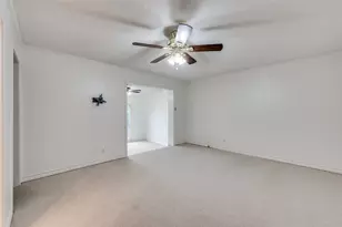 2705 Black Oak Ln, Arlington, TX 76012 - Photo 18