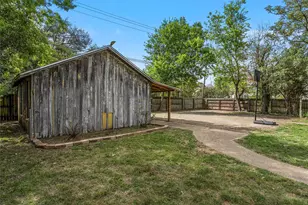 2326 Parrott Ave, Waco, TX 76707 - Photo 32