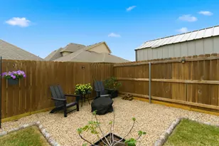 1005 Tippit, Greenville, TX 75402 - Photo 4