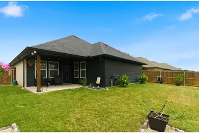 1005 Tippit, Greenville, TX 75402 - Photo 6