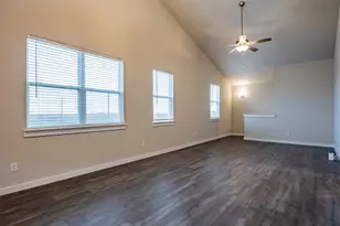 655 Wheatfield Dr, Venus, TX 76084 - Photo 4