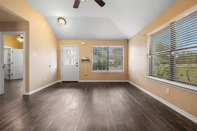 1251 W Hyman Street, Stephenville, TX 76401 - Photo 6