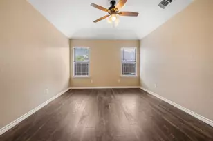 1251 W Hyman St, Stephenville, TX 76401 - Photo 12