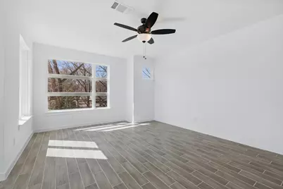 306 Oakbend Drive, Lewisville, TX 75067 - Photo 4