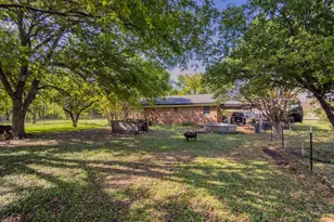 501 W Washington Ave, Whitney, TX 76692 - Photo 12