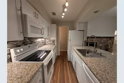 2921 Shelby Avenue, Dallas, TX 75219 - Photo 4