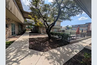 2921 Shelby Avenue, Dallas, TX 75219 - Photo 20