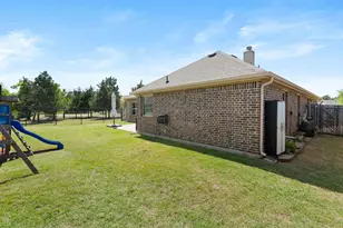 5130 Crawfish Ln, Garland, TX 75043 - Photo 30
