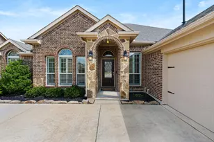 5130 Crawfish Ln, Garland, TX 75043 - Photo 2