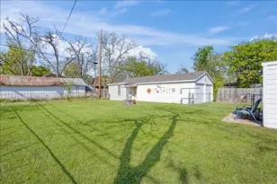 1231 W Woodard St, Denison, TX 75020 - Photo 24