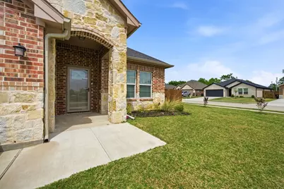 602 Moseley Lane, Greenville, TX 75402 - Photo 2