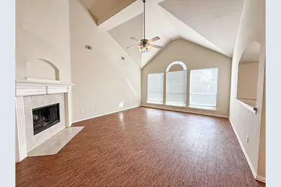 8014 Amesbury Lane, Rowlett, TX 75089 - Photo 2