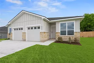 614 Campus St, Troy, TX 76579 - Photo 2