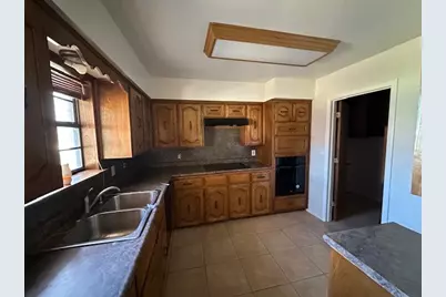 1200 Cliff Drive, Graham, TX 76450 - Photo 10