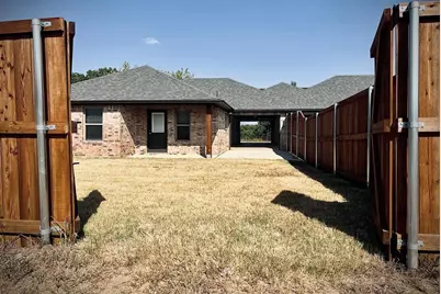 619 N Friendship Road, Sherman, TX 75092 - Photo 32