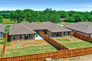 619 N Friendship Rd, Sherman, TX 75092 - Photo 4