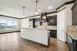 104 Stanford Ln, Springtown, TX 76082 - Photo 6