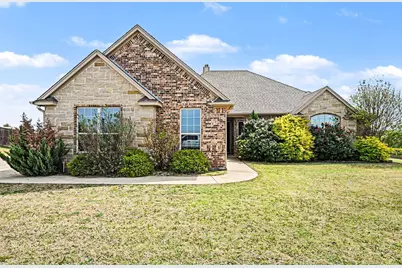 104 Stanford Lane, Springtown, TX 76082 - Photo 1