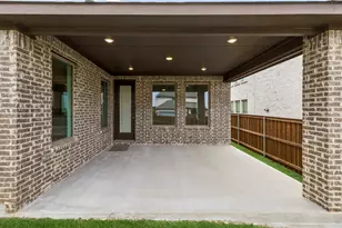 1105 Painted Lady Dr, Crowley, TX 76036 - Photo 28