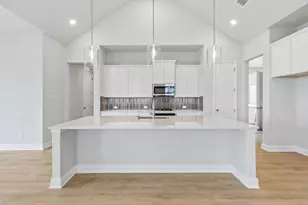 1105 Painted Lady Dr, Crowley, TX 76036 - Photo 10